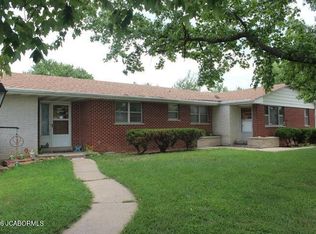 1615 Southwest Blvd, Jefferson City, MO 65109