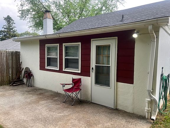 2nd image of 1408 McKinney Ave
