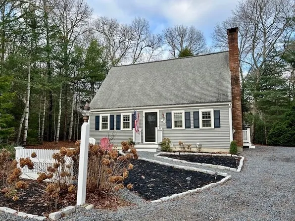 16 Bridgets Path, Barnstable, MA 02630