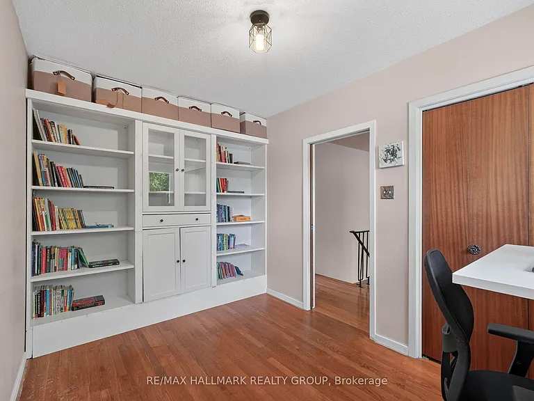 1038 Arnot Rd — Photo 26
