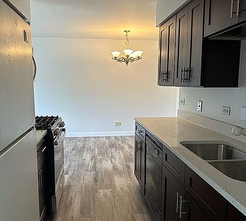 2nd image of 25 Willow Way #1E-109