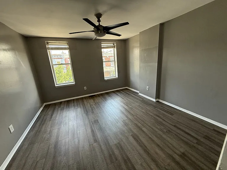 537 Newton Ave — Photo 8