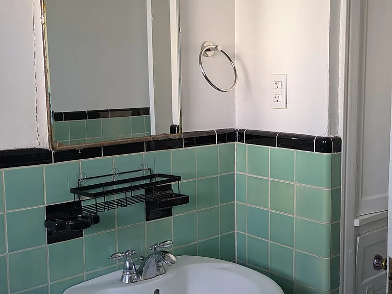 6024 La Vista Dr — Photo 48