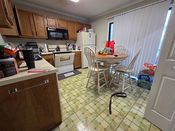 4th image of 170 Northview Dr APT 1