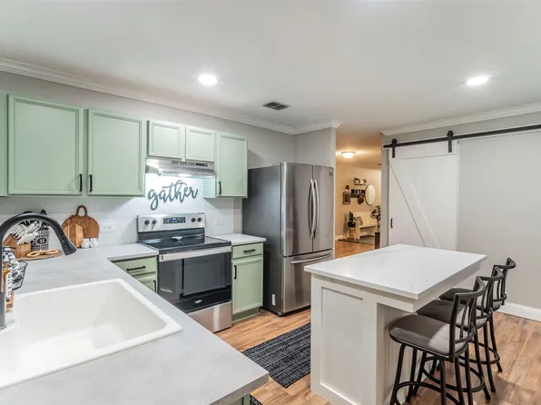 4608 Waterford Dr, Fort Worth, TX 76179