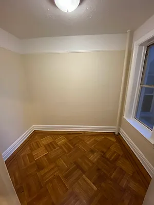 Rented by Midbrook Realty, LLC | media 10