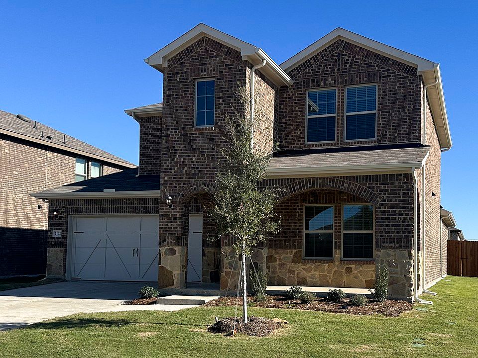1st image of 2402 Quiet Oak Ln