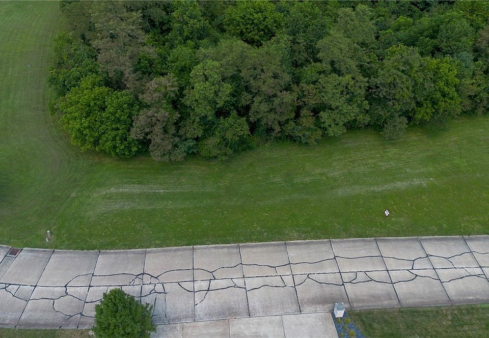 2nd image of 0 Skyview Dr