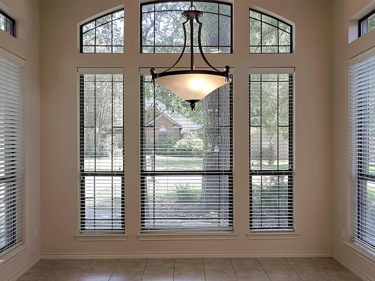 12460 Lyra Dr — Photo 15