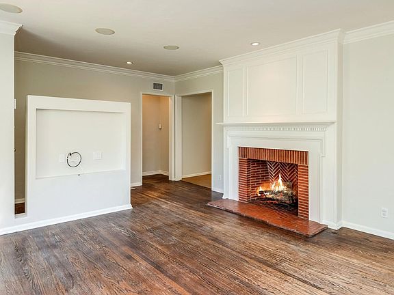 4th image of 11627 Otsego St