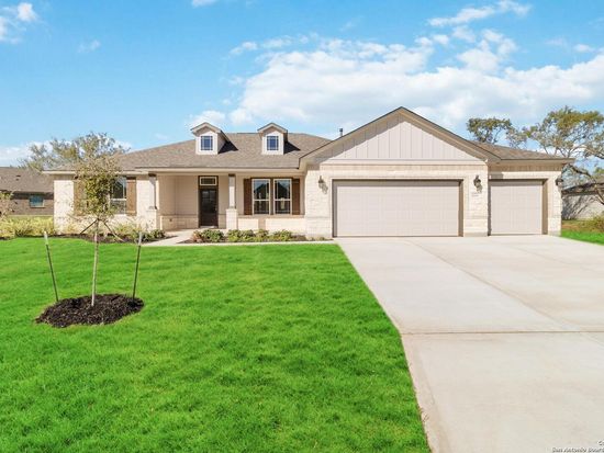 1627 Vista View Drive, Pleasanton, TX 78064
