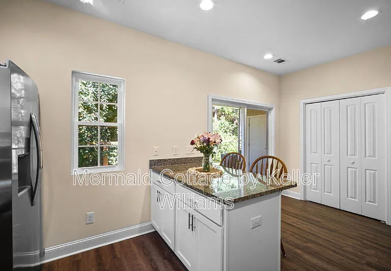 222 Admiration Ave — Photo 9