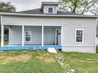702 N 8th St, Temple, TX 76501