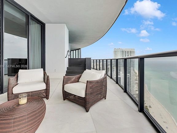 5th image of 18555 Collins Ave APT 4605