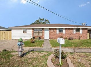 2104 Lena Dr, Chalmette, LA 70043