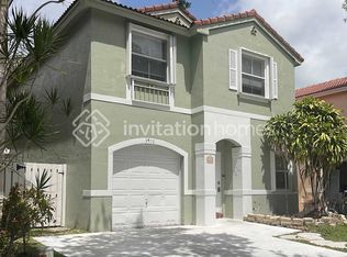 3970 Fern Forest Rd, Hollywood, FL 33026