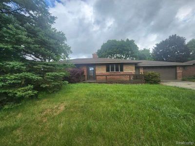 3804 Embarcadero St, Waterford, MI, 48329