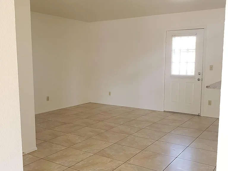 6320 W Carol Ave — Photo 10