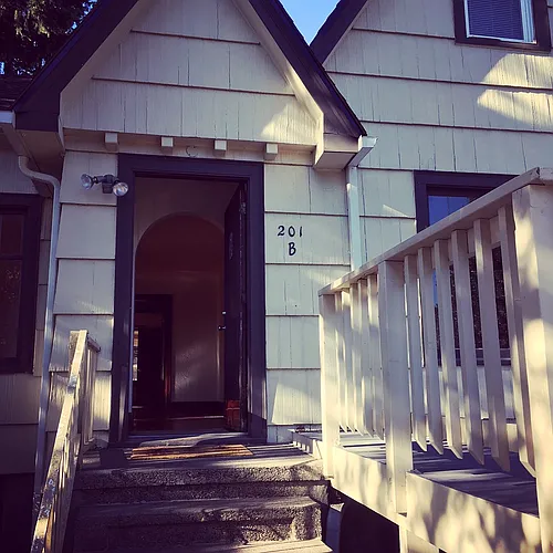 201 W Lawrence St #B Photo 1 201 W Lawrence St #B Photo 1
