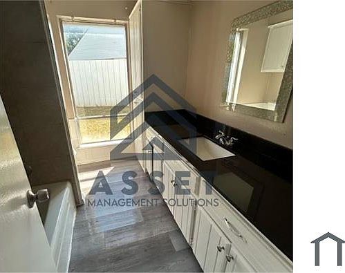 5th image of 2533 Indian Creek Pl