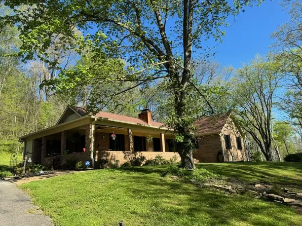 740 Hickory Dr, Pulaski, TN 38478