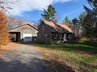 63 West St, Goshen, MA 01032