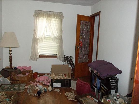4th image of 509 N Lodge St