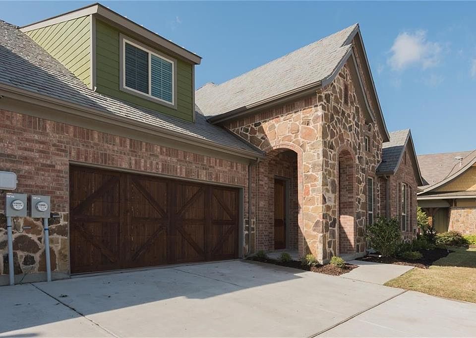 1st image of 5321 Lochwood Cir