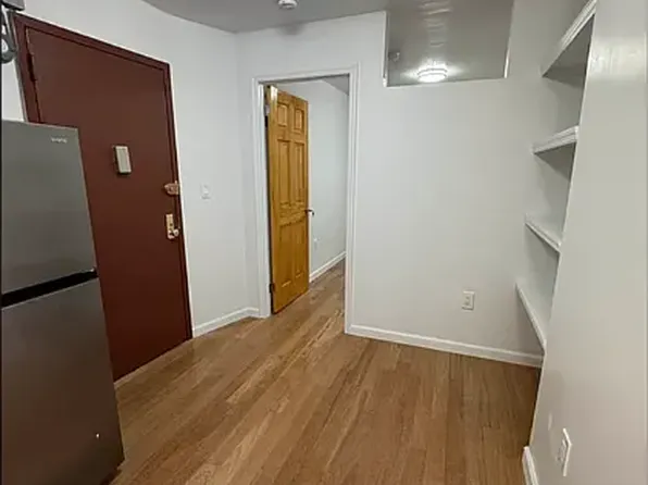 169 Hester St APT 2R, New York, NY 10013