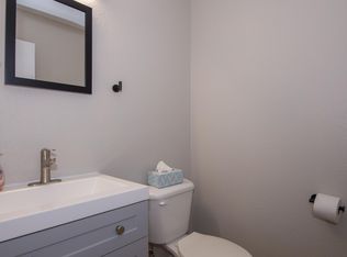 12232 Aldenham Blvd, Fishers, IN 46037