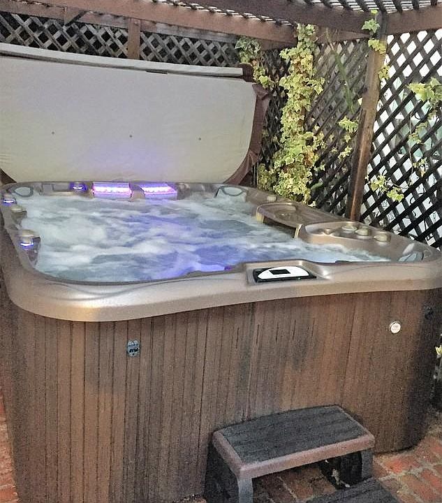 Hot Tub