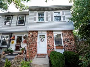 929 Lynwood Ct, Cranberry Township, PA 16066