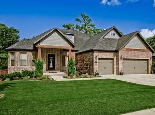 1404 NW Angel Falls Rd, Bentonville, AR 72712