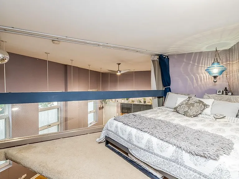 1037 W Dickens Ave — Photo 25