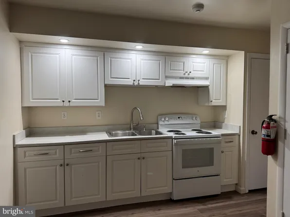 20 Black Horse Rd APT 5, Paradise, PA 17562