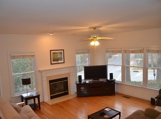915 N Columbia St, Chapel Hill, NC 27516