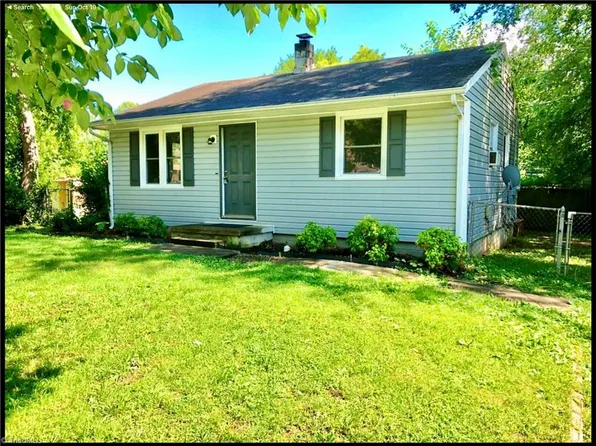 3203 N Hayden St, Greensboro, NC 27407