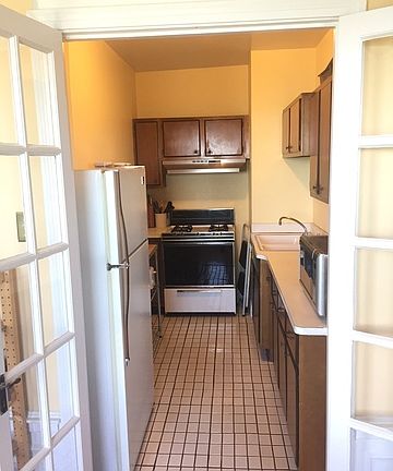 5th image of 4940 S East End Ave APT 20C