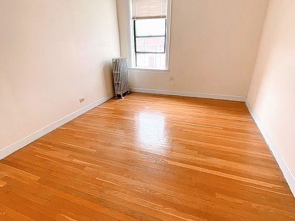 5th image of 25-26 44th St #D1
