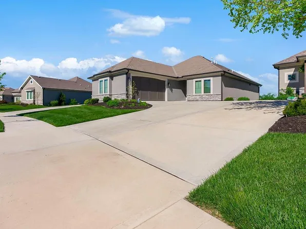 12928 S Alden St, Olathe, KS 66062