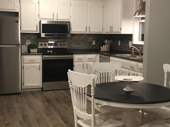 2nd image of 2707 Knob Ct