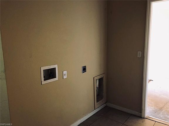 3rd image of 326 Hightower Ave S
