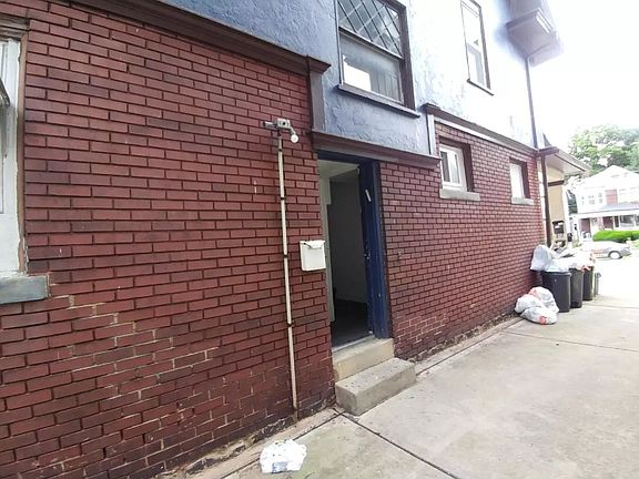 2nd image of 5818 Hobart St