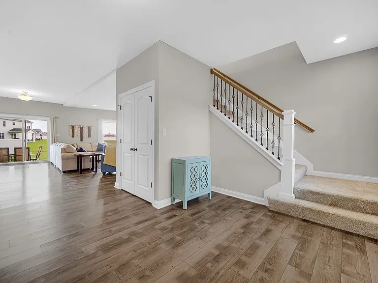 9945 Beacon Pointe Ln — Photo 12