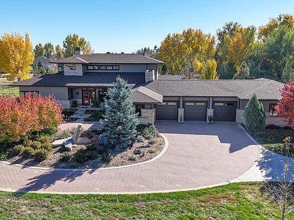 2nd image of 753 Glenn Ridge Dr