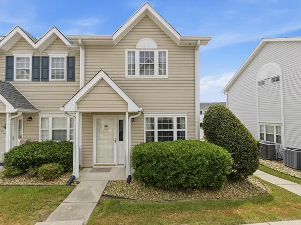 618 3rd Ave. S #3E, North Myrtle Beach, SC 29582