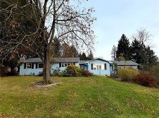 2894 Shadylane Dr, New Castle, PA 16105