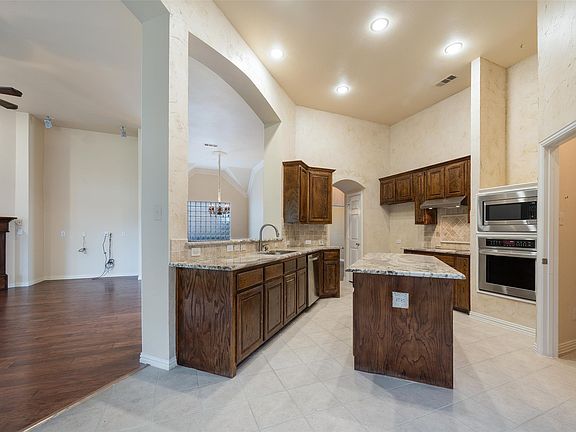 5th image of 1660 Kimble Dr