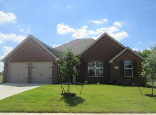 317 Bluffside Trails, Fort Worth, TX 76126