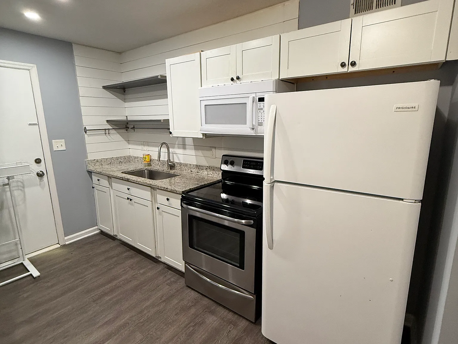 6118 Austell Ave — Photo 4